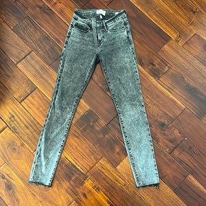 Frame Skinny Denim